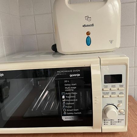 Apartma Ella Koper Buitenkant foto