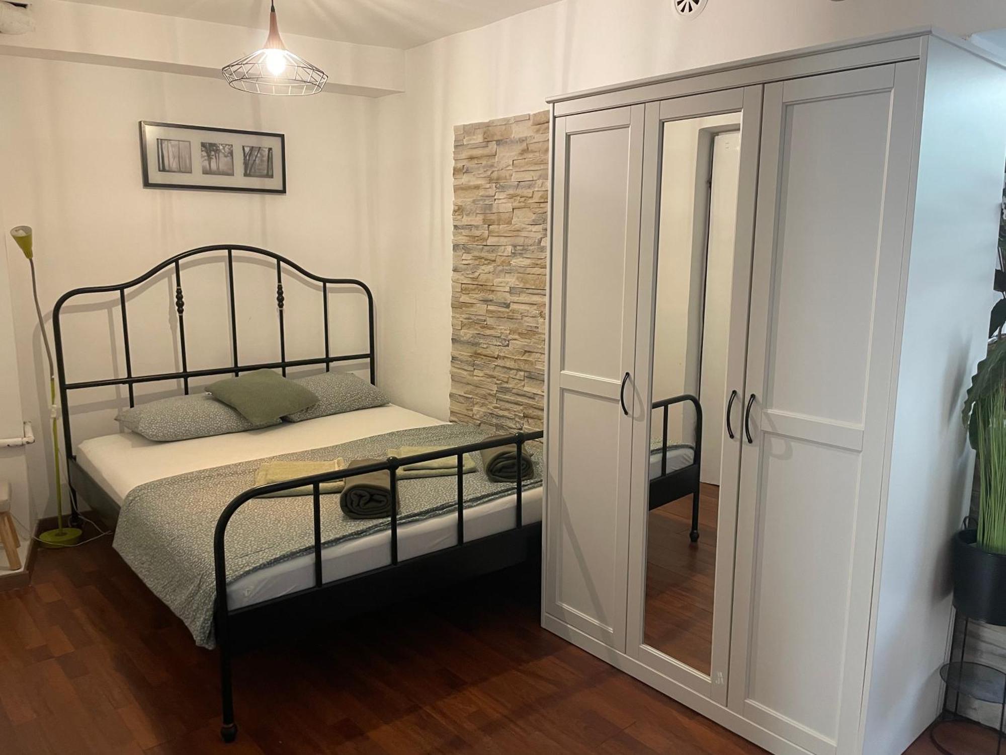 Apartma Ella Koper Buitenkant foto